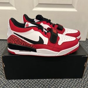 Nike Jordan Legacy 312 Low Chicago Red White Black Mens Size 9.5 CD7069 116